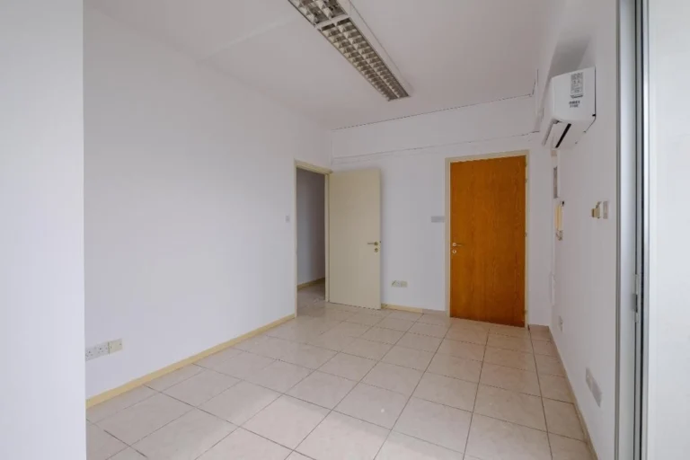 211m² Office for Sale in Nicosia – Agios Antonios