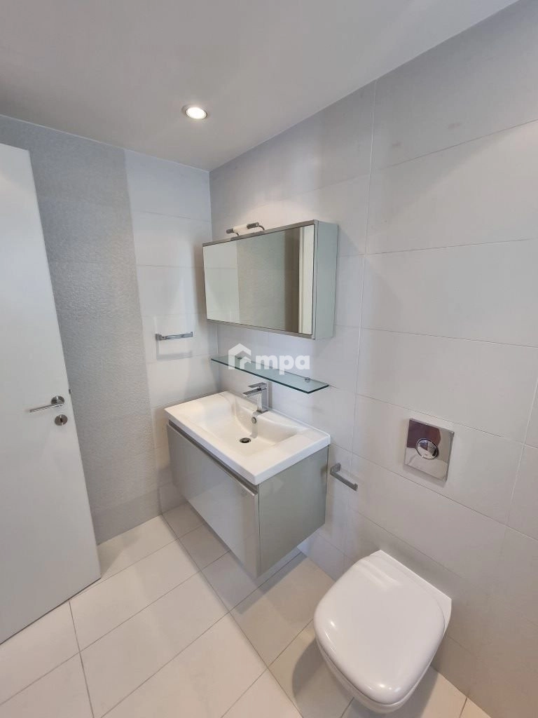 3 Bedroom Apartment for Rent in Strovolos, Nicosia District