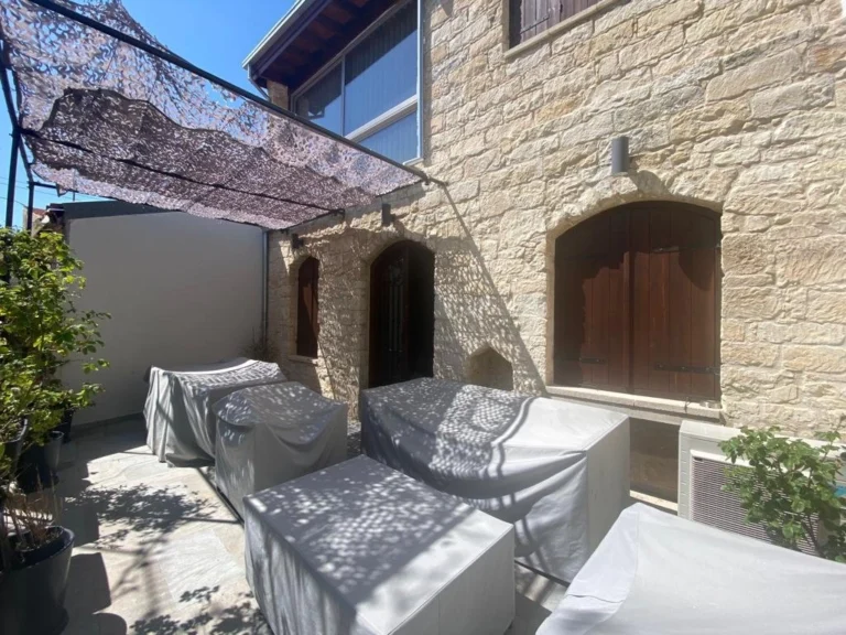 2 Bedroom House for Sale in Vouni, Limassol District