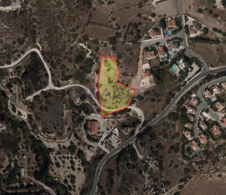 3,595m² Plot for Sale in Agios Tychonas, Limassol District