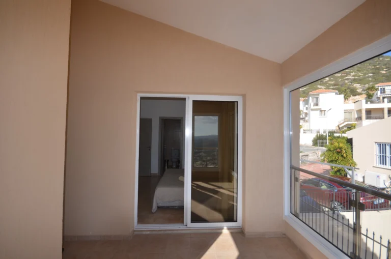6+ Bedroom House for Sale in Pegeia, Paphos District