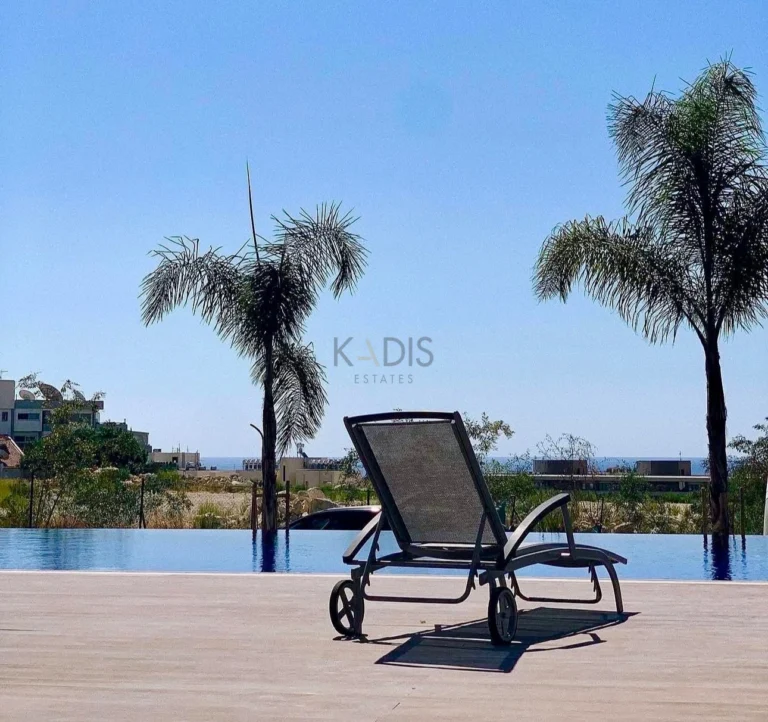 3 Bedroom Apartment for Sale in Agios Tychonas, Limassol District