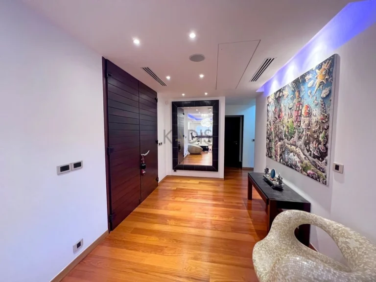 5 Bedroom House for Sale in Engomi, Nicosia District