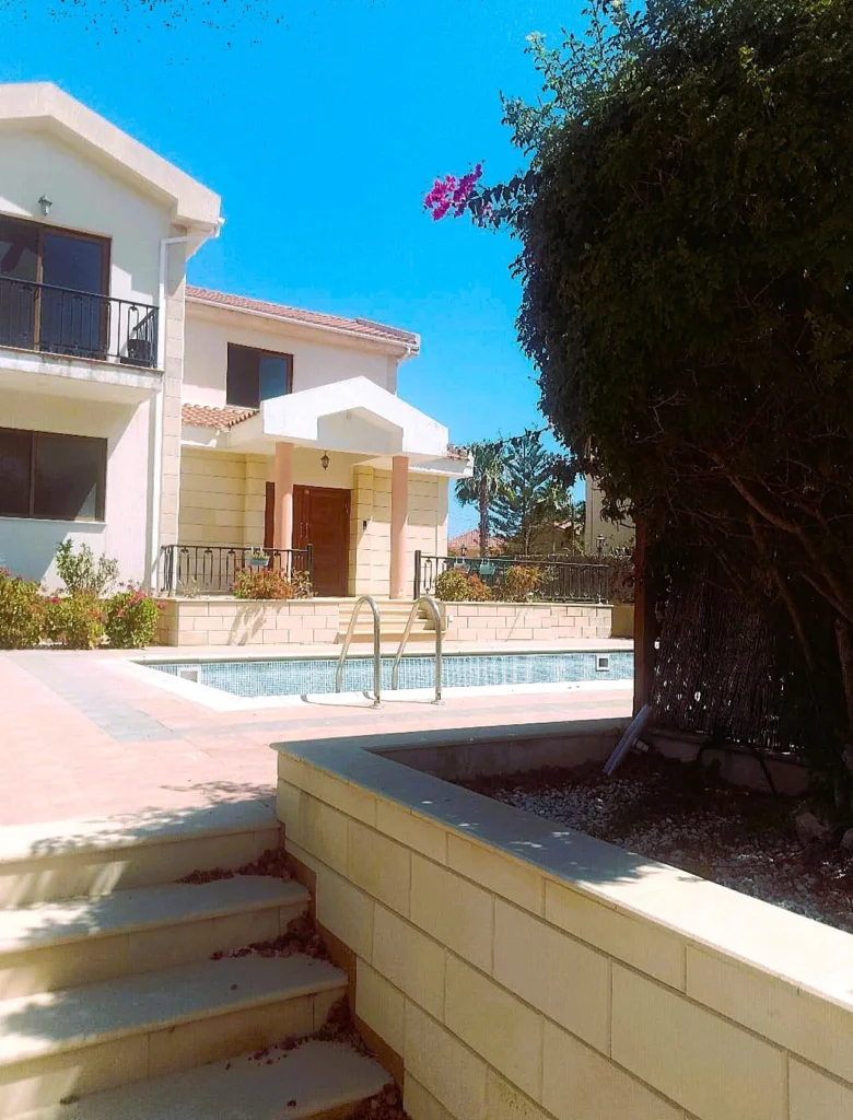 4 Bedroom House for Rent in Mouttagiaka, Limassol District