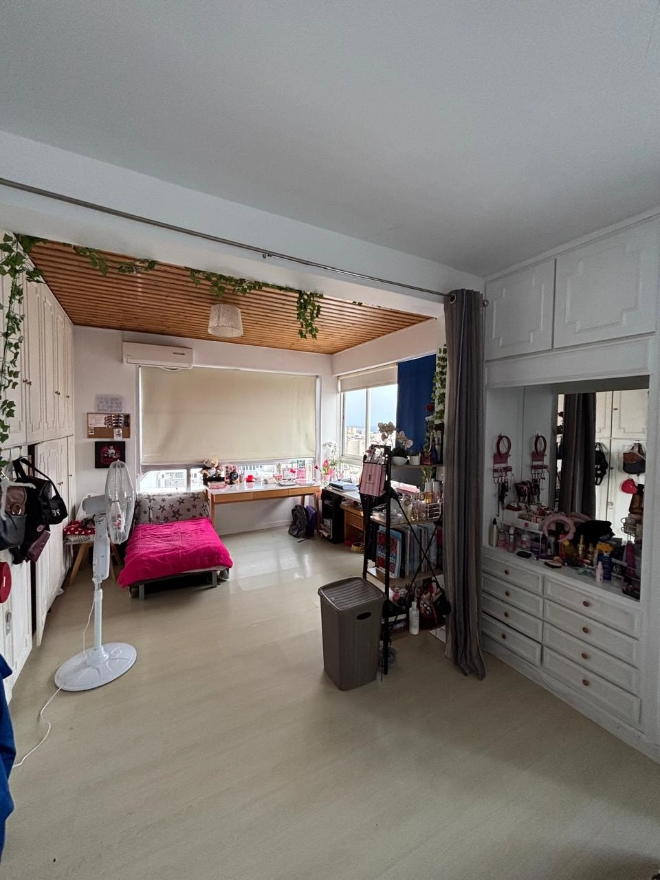 4 Bedroom Apartment for Sale in Limassol District