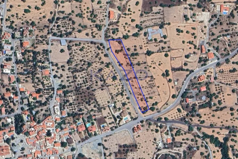 5,352m² Plot for Sale in Apesia, Limassol District