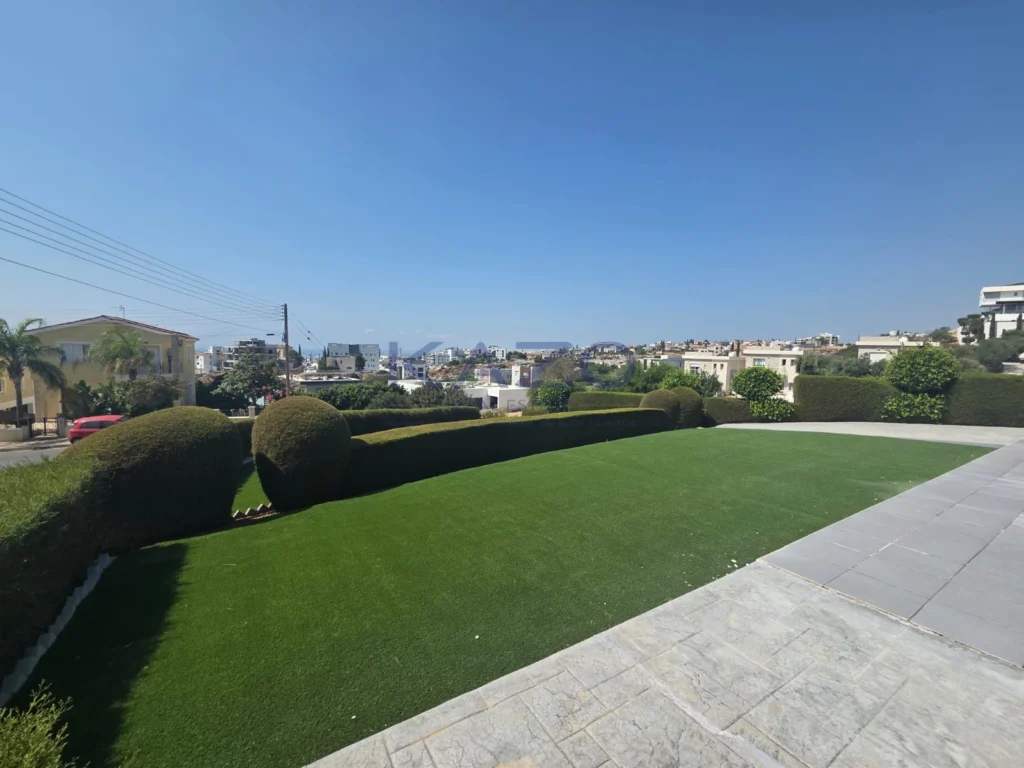 4 Bedroom House for Sale in Limassol – Agios Athanasios