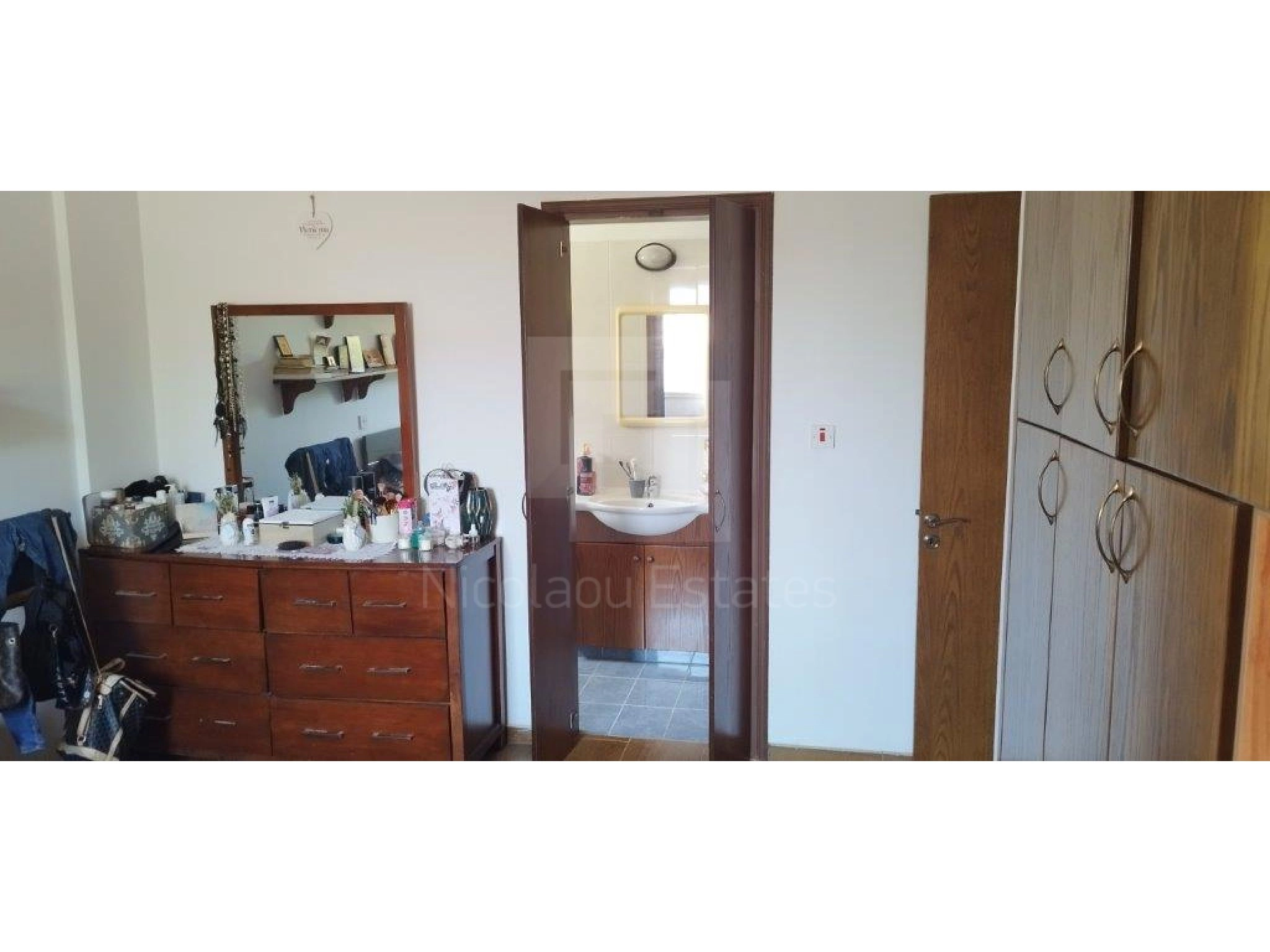 4 Bedroom House for Sale in Kolossi, Limassol District