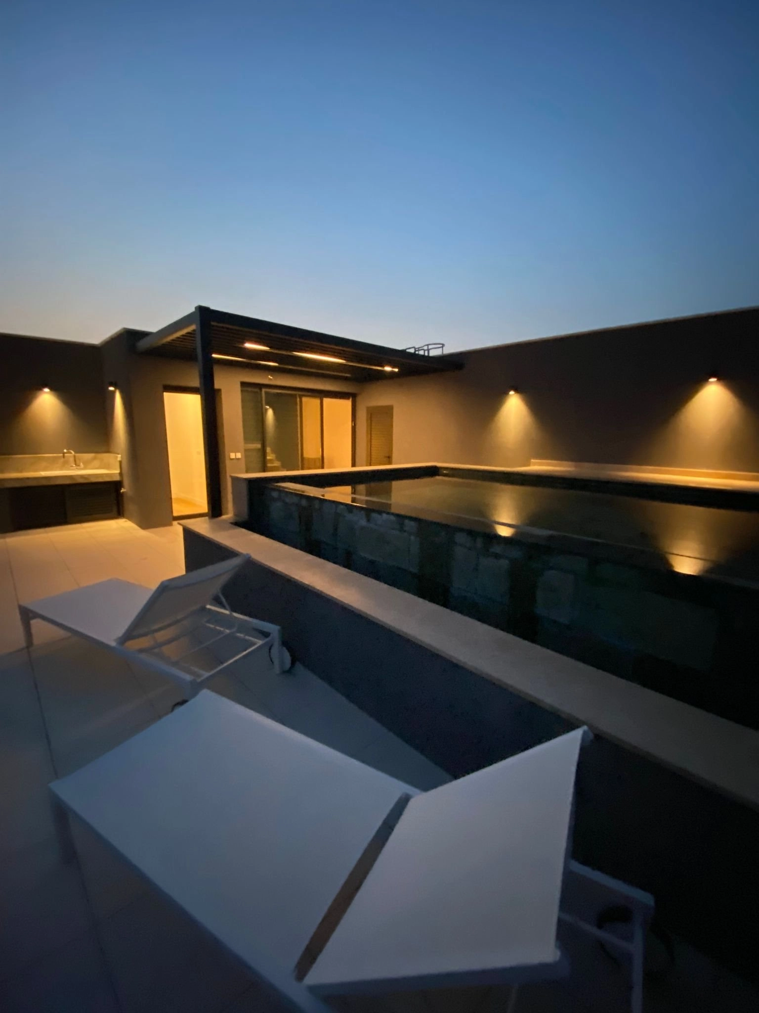 4 Bedroom Apartment for Rent in Potamos Germasogeias, Limassol District