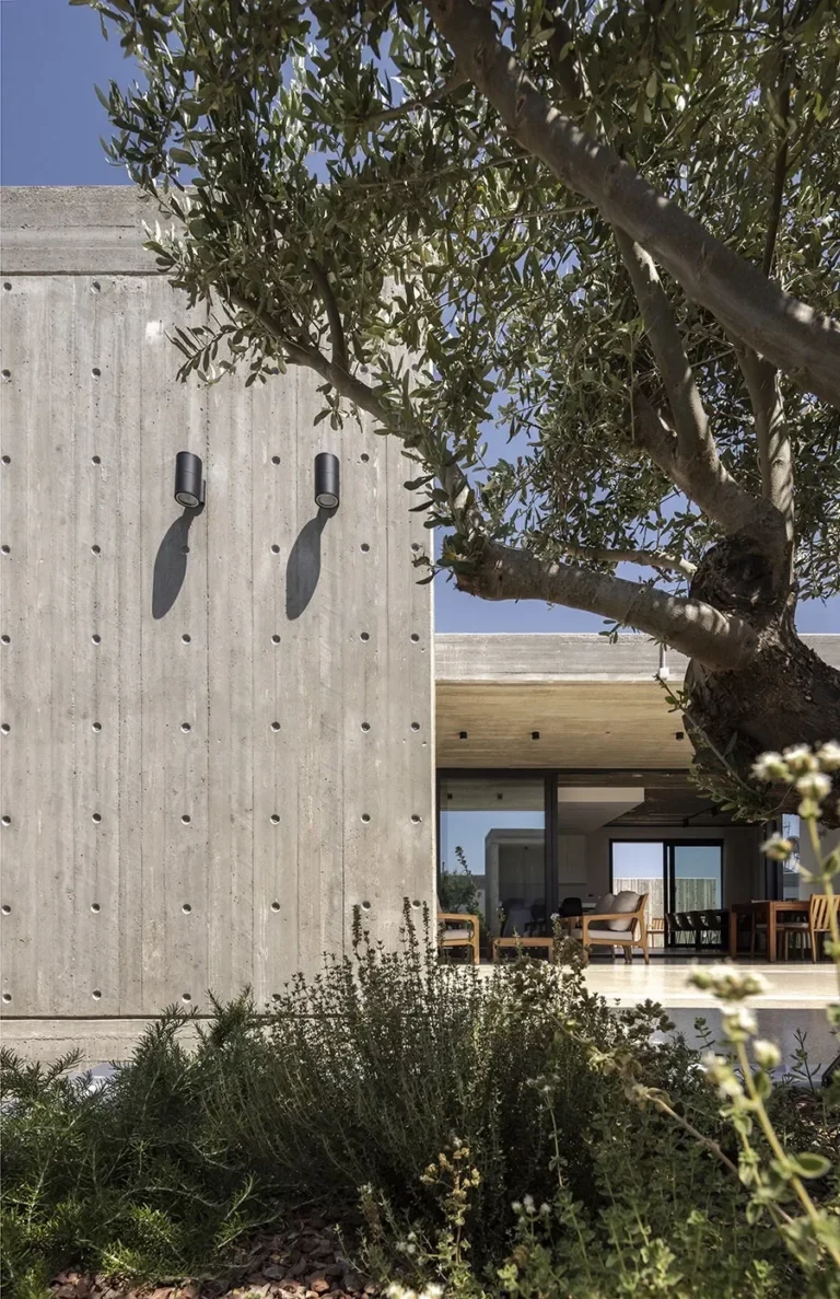 4 Bedroom House for Sale in Agia Marinouda, Paphos District