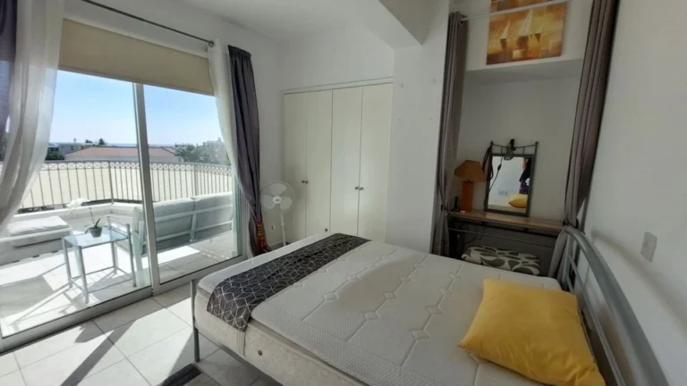 1 Bedroom Apartment for Sale in Paphos – Universal