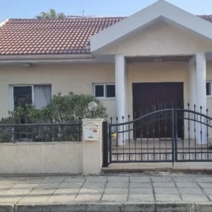 3 Bedroom House for Sale in Mouttagiaka, Limassol District