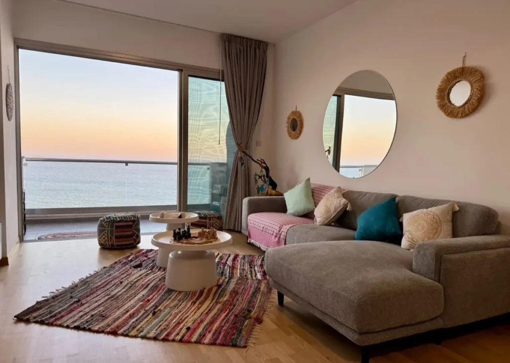 2 Bedroom Apartment for Sale in Larnaca – Finikoudes