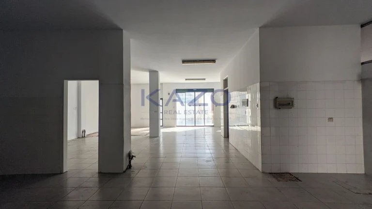 140m² Commercial for Sale in Agioi Omologites, Nicosia District