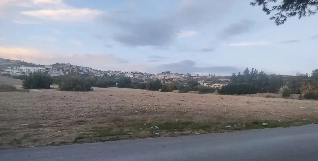 4,000m² Plot for Sale in Agios Tychonas, Limassol District