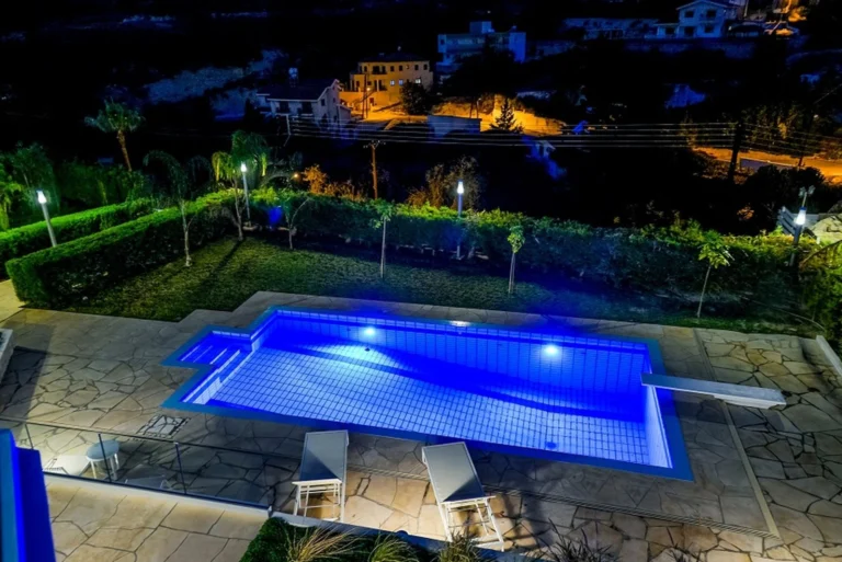 5 Bedroom House for Sale in Agios Tychonas, Limassol District