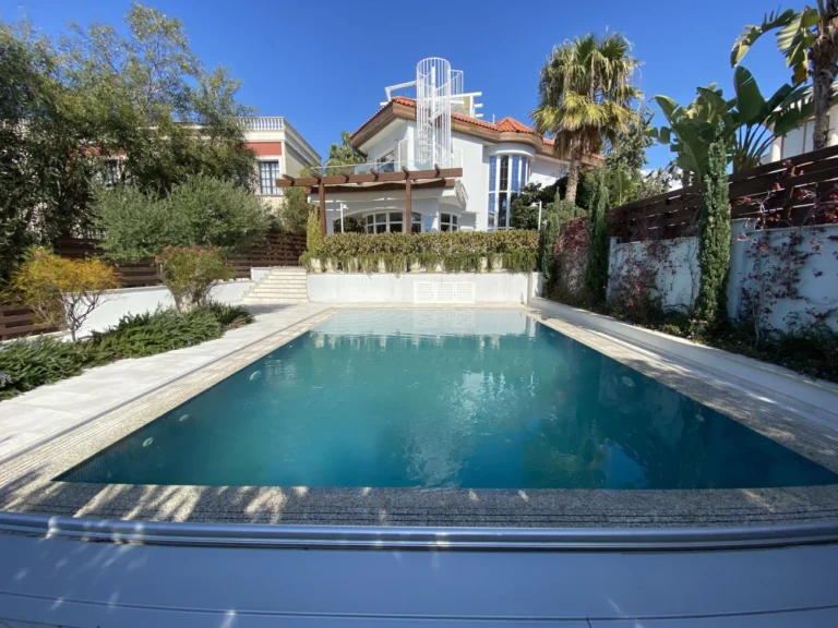 5 Bedroom House for Sale in Amathounta, Pyrgos Sea Front, Limassol District