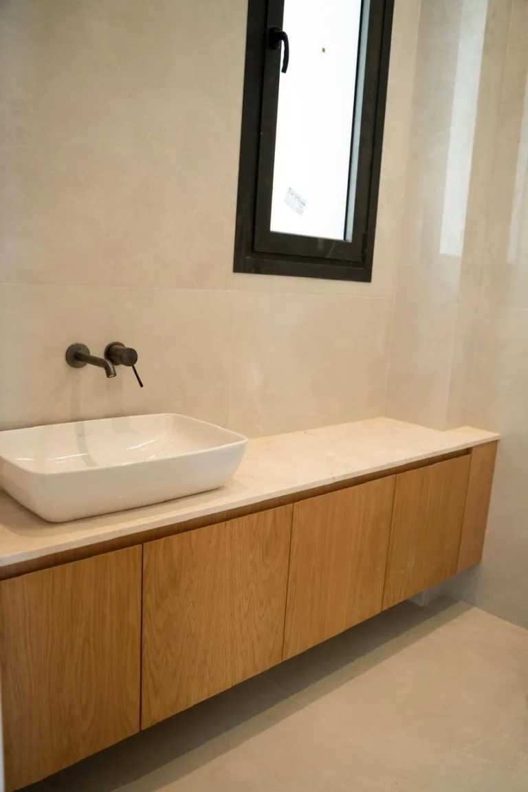 5 Bedroom House for Sale in Limassol – Mesa Geitonia