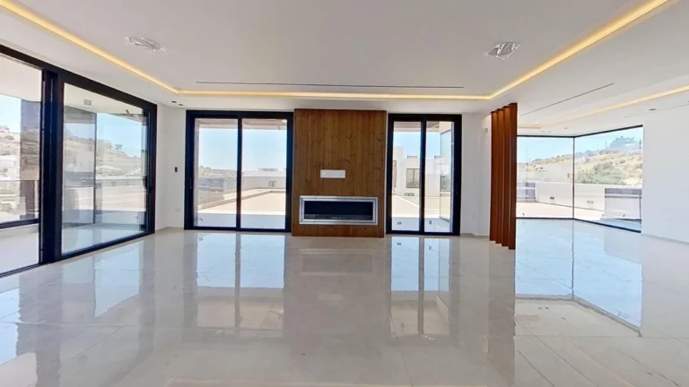 5 Bedroom House for Sale in Limassol – Mesa Geitonia