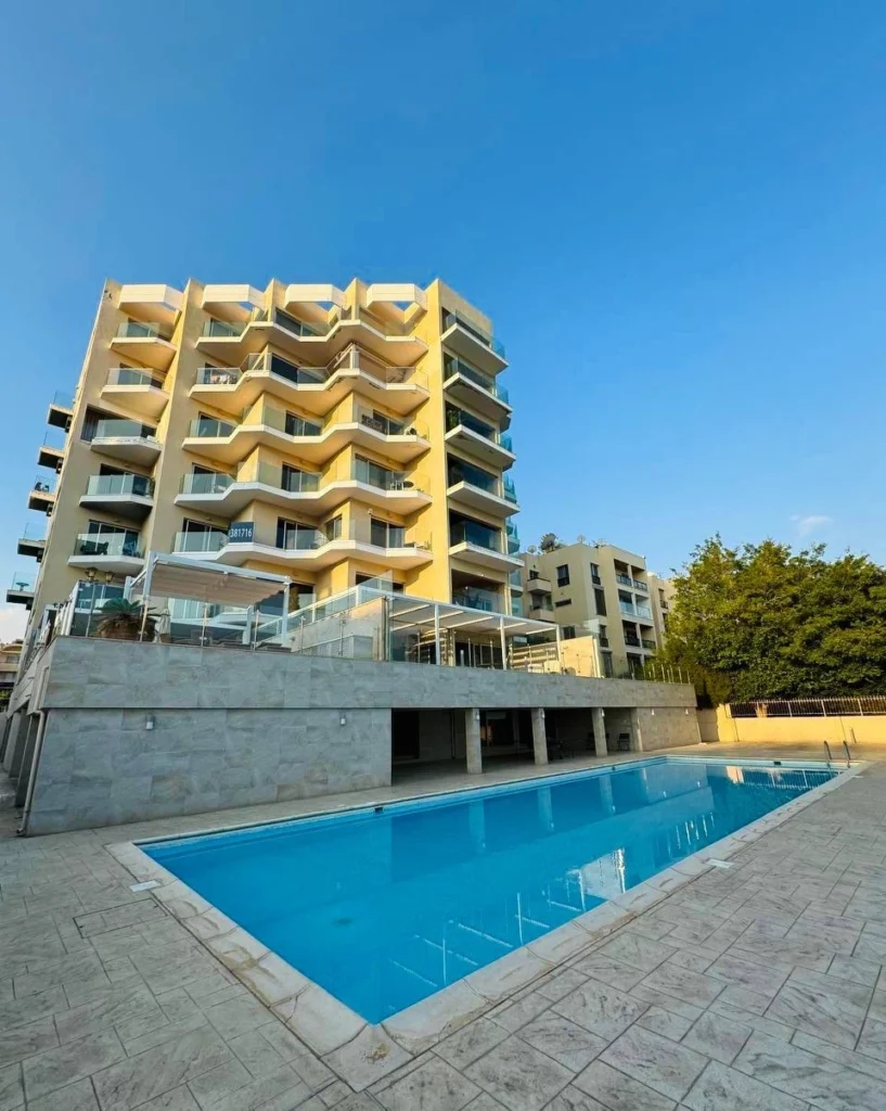 2 Bedroom Apartment for Sale in Agios Tychonas, Limassol District