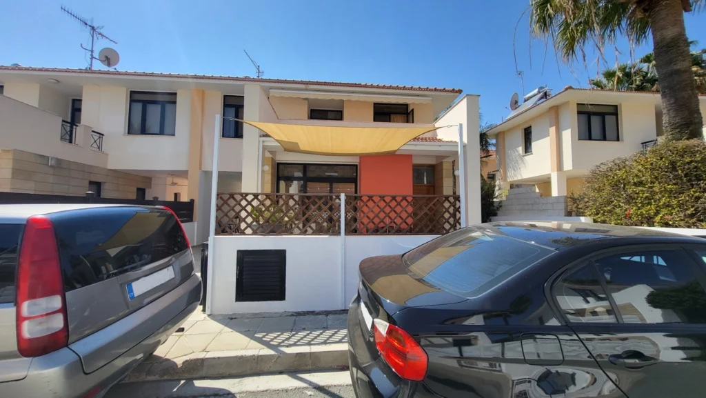 2 Bedroom House for Sale in Pyla, Larnaca District