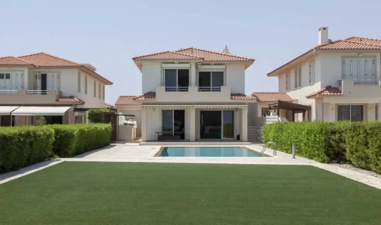 5 Bedroom House for Sale in Larnaca – Kokkines
