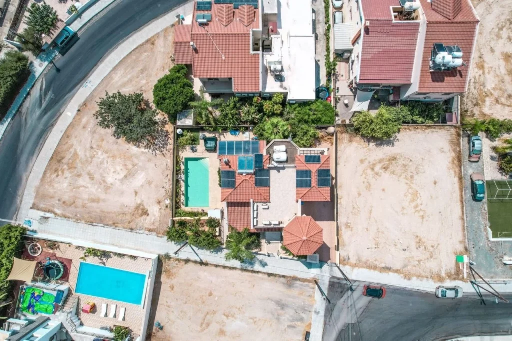 4 Bedroom House for Sale in Limassol – Agia Fyla