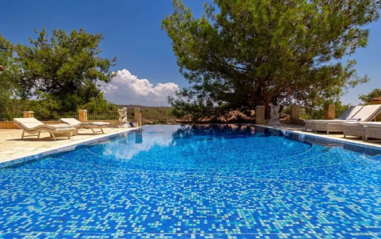 5 Bedroom House for Sale in Agia Paraskevi, Limassol District