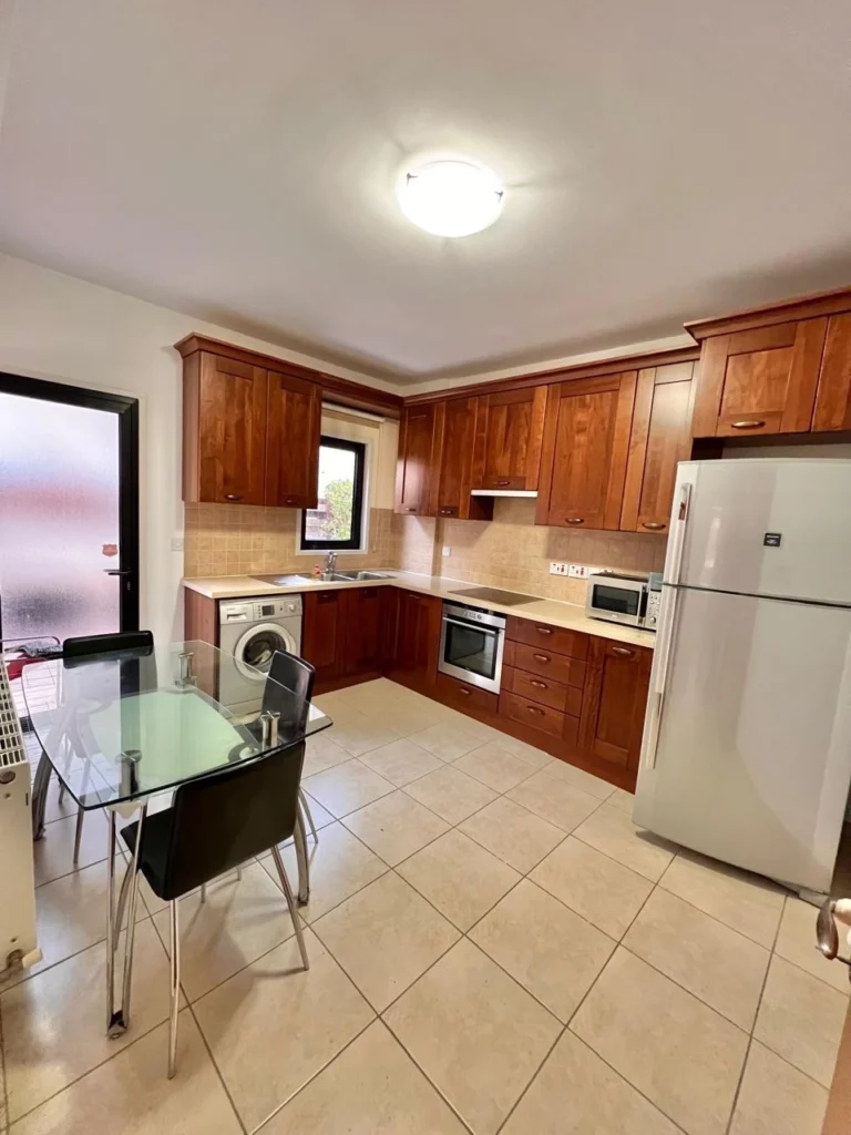 Cheap Houses and Villas for Sale Larnaca up to 800000 euro