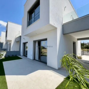3 Bedroom House for Sale in Konia, Paphos District