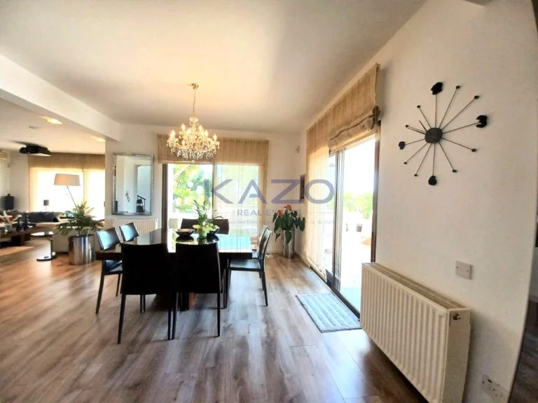 387m² House for Sale in Agios Tychonas, Limassol District