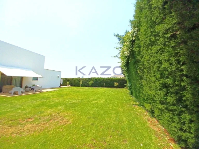 387m² House for Sale in Agios Tychonas, Limassol District