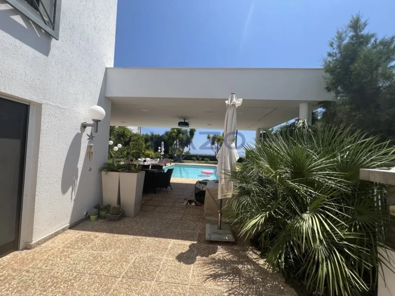 387m² House for Sale in Agios Tychonas, Limassol District