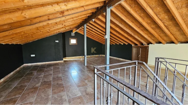 4 Bedroom House for Sale in Agia Anna, Larnaca District