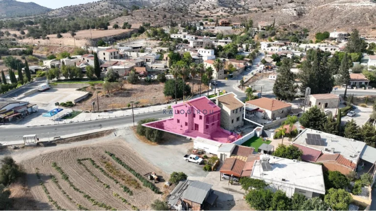 4 Bedroom House for Sale in Agia Anna, Larnaca District