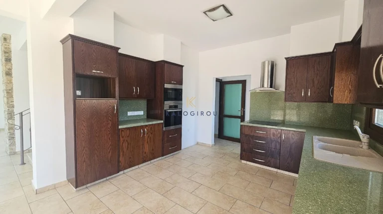 4 Bedroom House for Sale in Agia Anna, Larnaca District