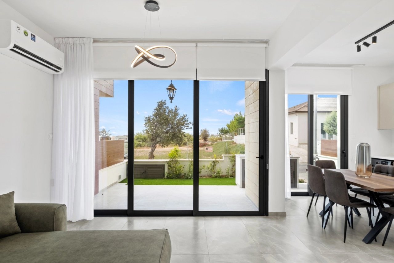 4 Bedroom House for Sale in Tersefanou, Larnaca District