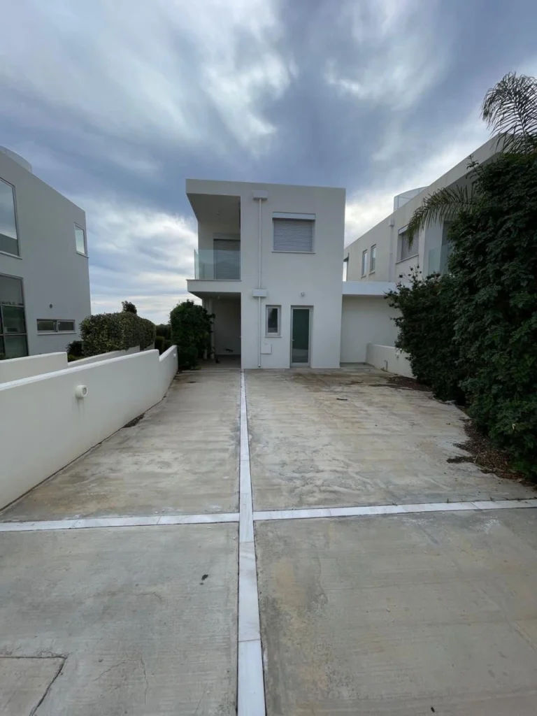 3 Bedroom House for Sale in Pegeia, Paphos District