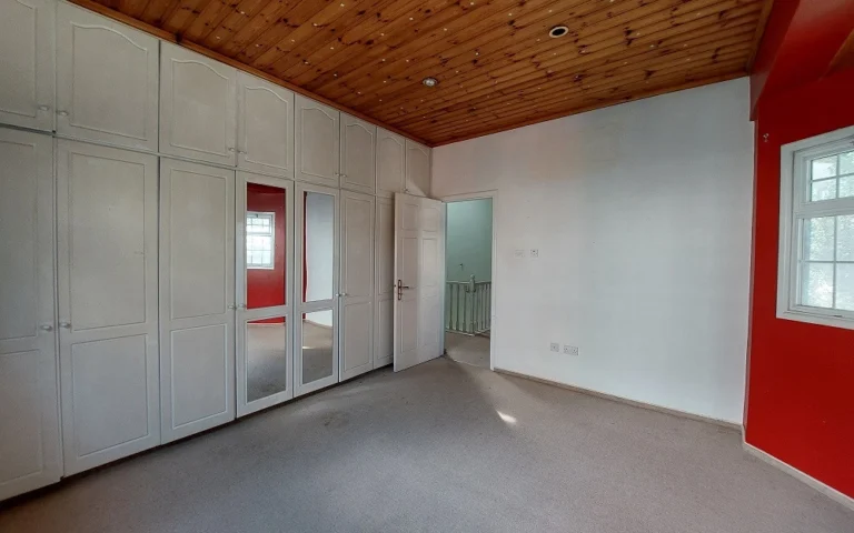 4 Bedroom House for Sale in Strovolos, Nicosia District
