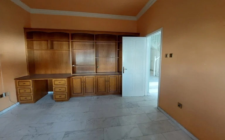 4 Bedroom House for Sale in Strovolos, Nicosia District