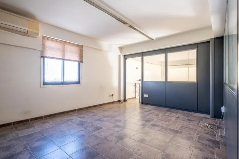 Κτίριο 497m² προς πώληση στην Έγκωμη, Επαρχία Λευκωσίας