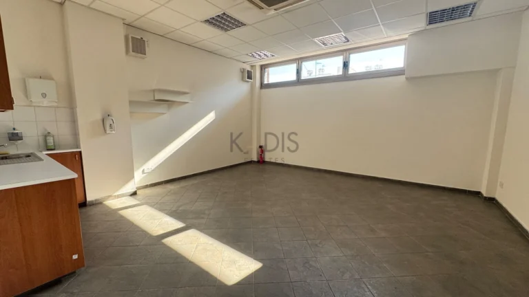 Κτίριο 1410m² προς ενοικίαση στην Επαρχία Λεμεσού