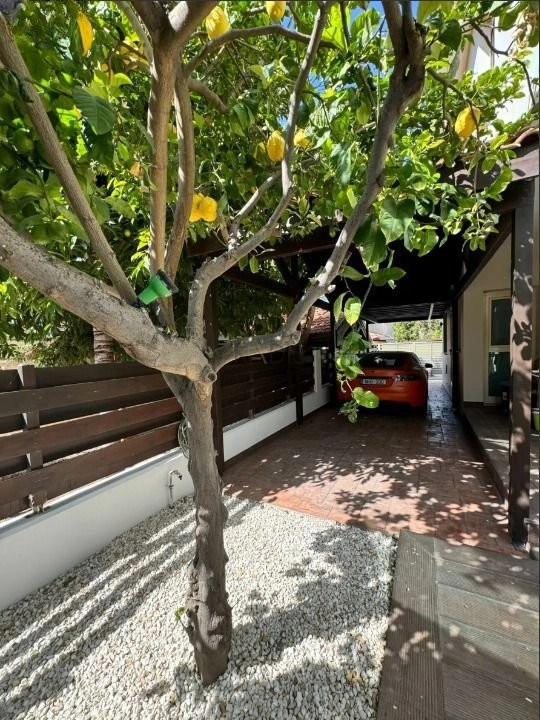 5 Bedroom House for Sale in Pyrgos Lemesou, Limassol District