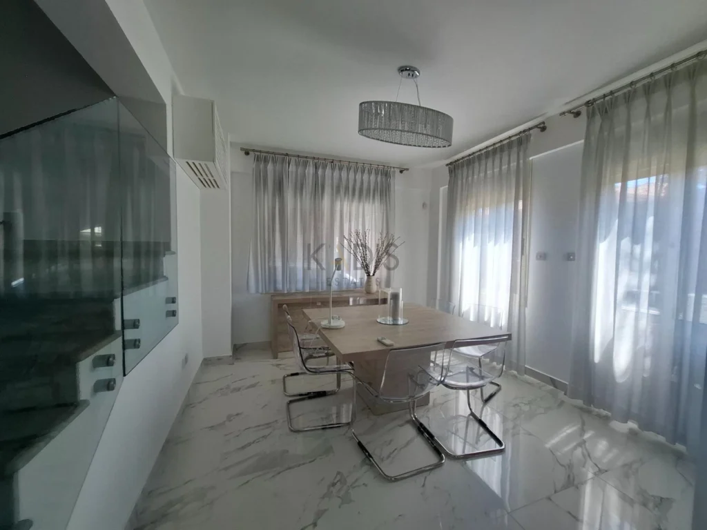 5 Bedroom House for Sale in Pyrgos Lemesou, Limassol District