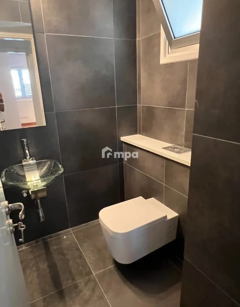 3 Bedroom Apartment for Rent in Strovolos, Nicosia District