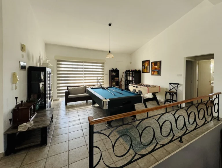 4 Bedroom House for Sale in Ypsonas, Limassol District