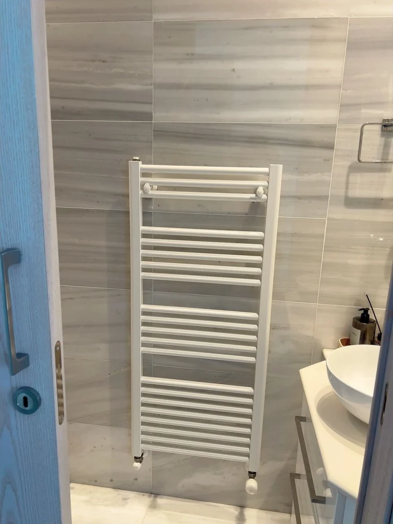 4 Bedroom House for Sale in Kissonerga, Paphos District