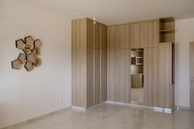 5 Bedroom House for Sale in Agios Tychonas, Limassol District