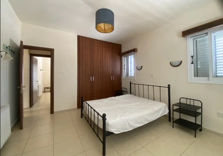 Cheap Houses and Villas for Sale Paphos up to 400000 euro