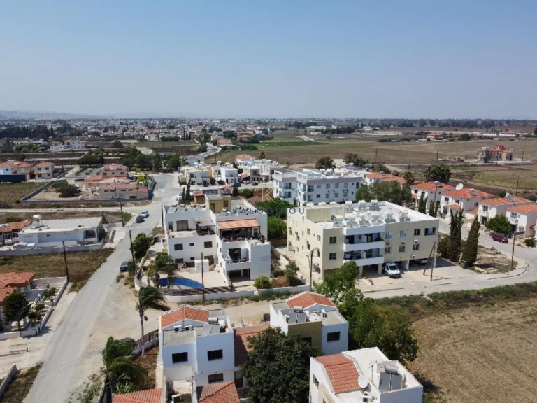 2 Bedroom Apartment for Sale in Pervolia Larnacas